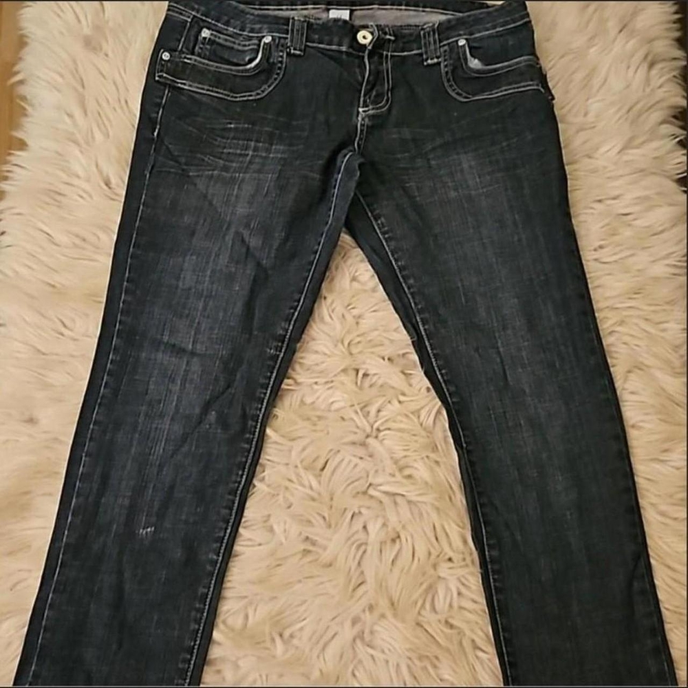 Younique Jeans